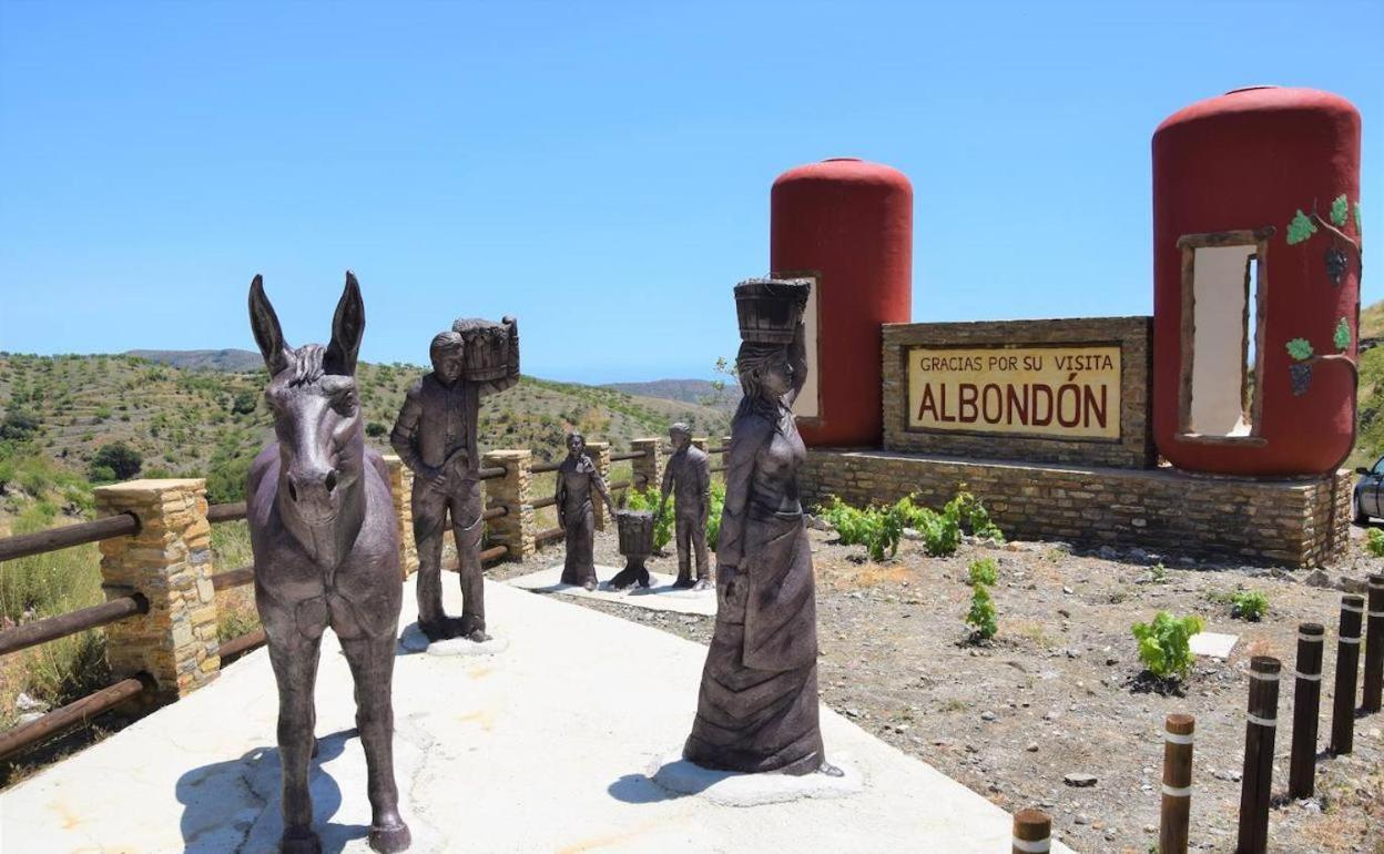 Cortijo Blanco Villa Albondon Екстериор снимка